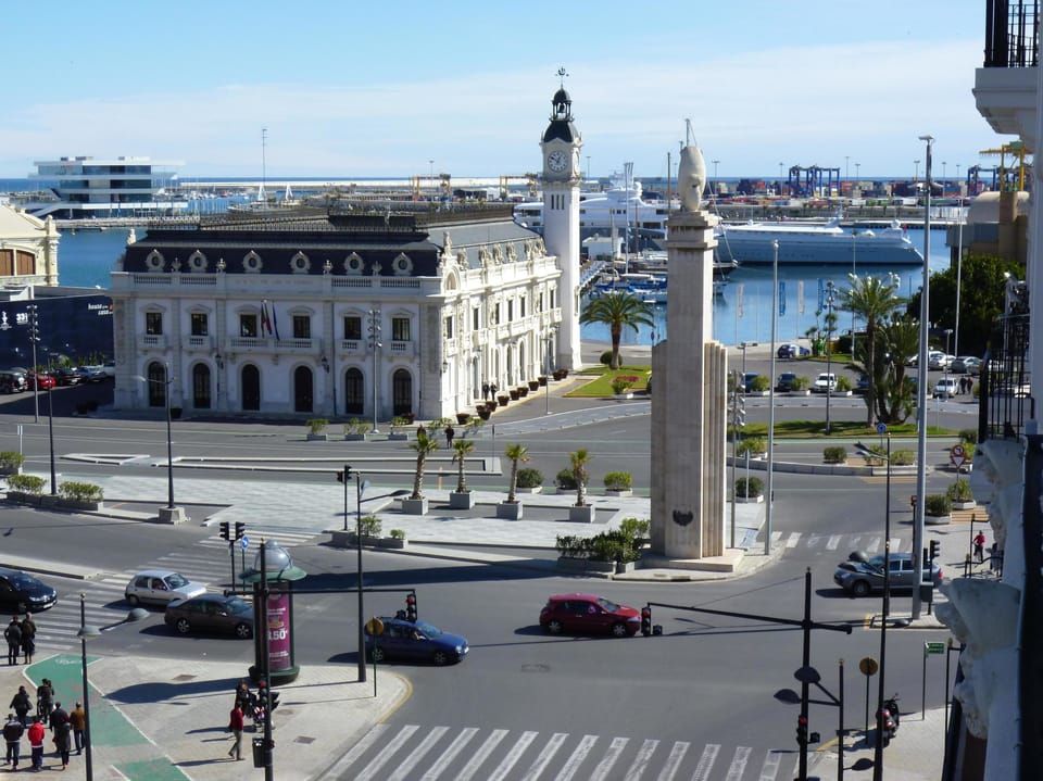 Hostal Balcón al mar Hostel in Valencia