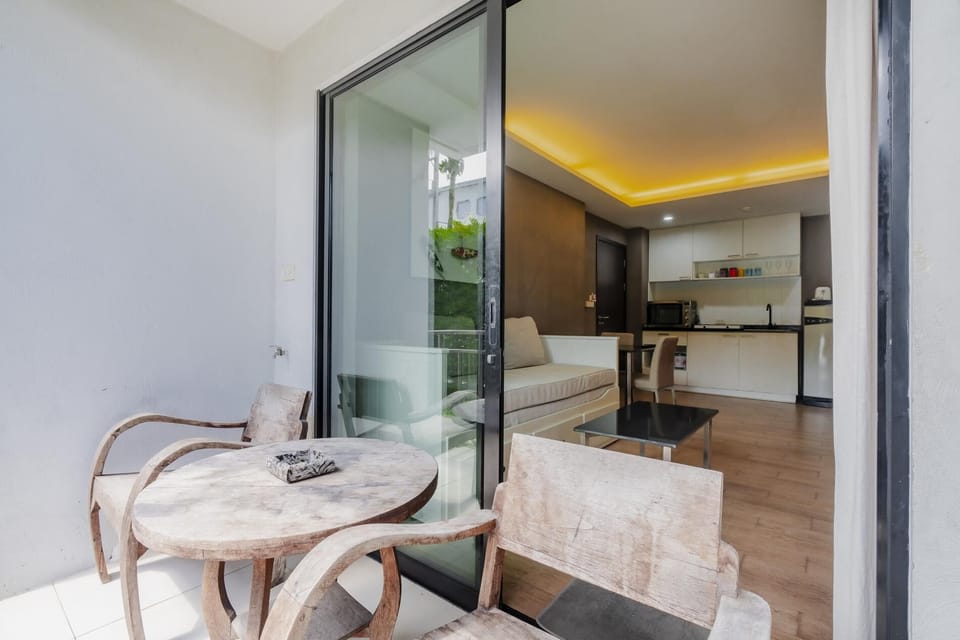 B108 Title Rawai Beach Front 1 Bed Apartment (11499)