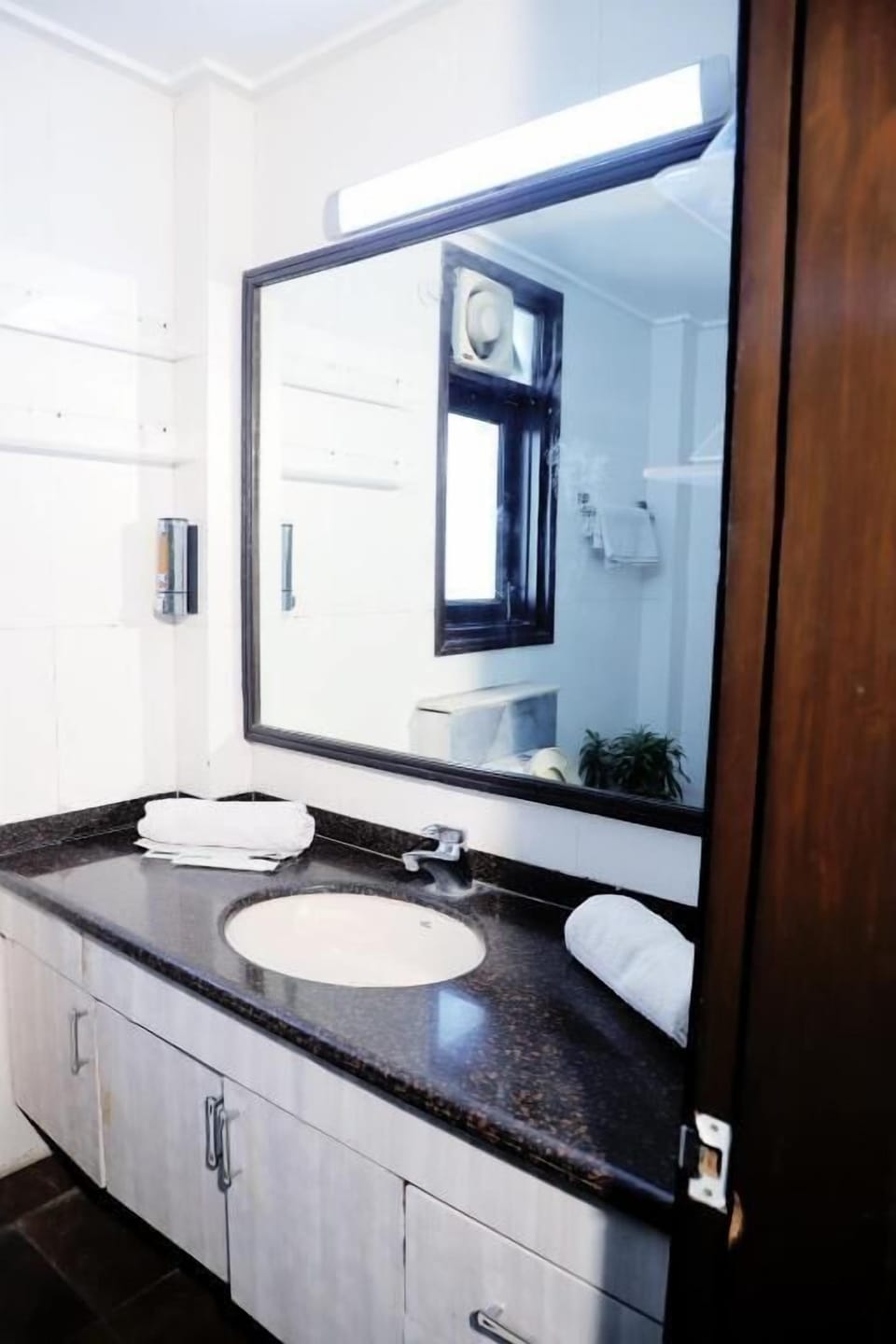 Fortune Home Service Apartment J-171 Apartment in New Delhi
