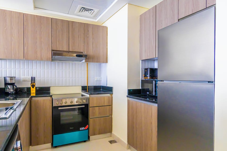 Apartment, Balcony, Partial Sea View | Private kitchen