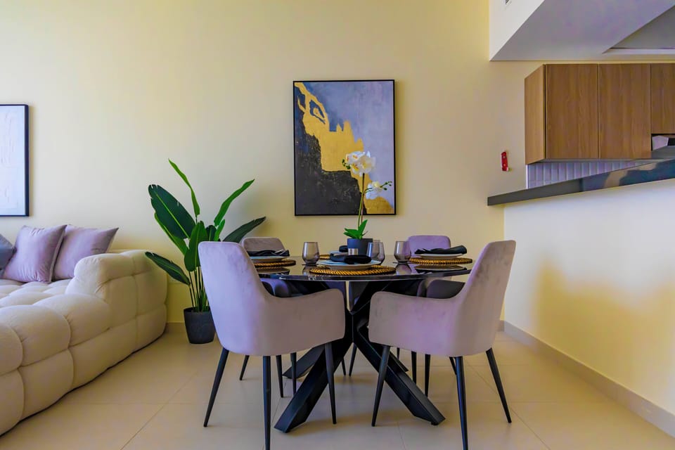 Apartment, Balcony, Partial Sea View | Dining