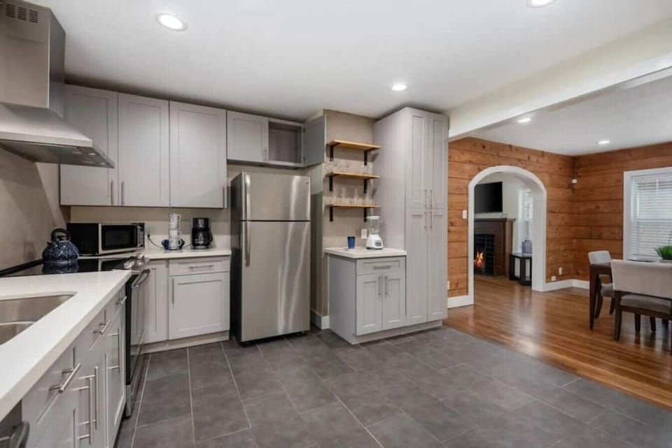 A fully equipped kitchen for the whole family — cook real meals, save on dining out, and gather around the counter together.