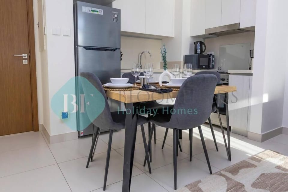 Apartment, Balcony | Dining
