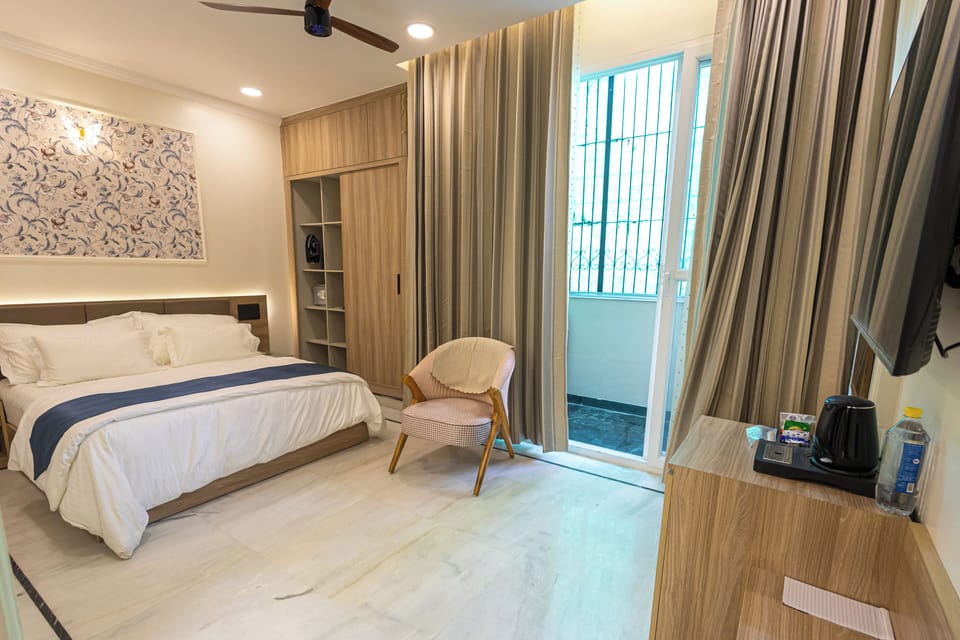 Deluxe Double Room | In-room safe, desk, free WiFi