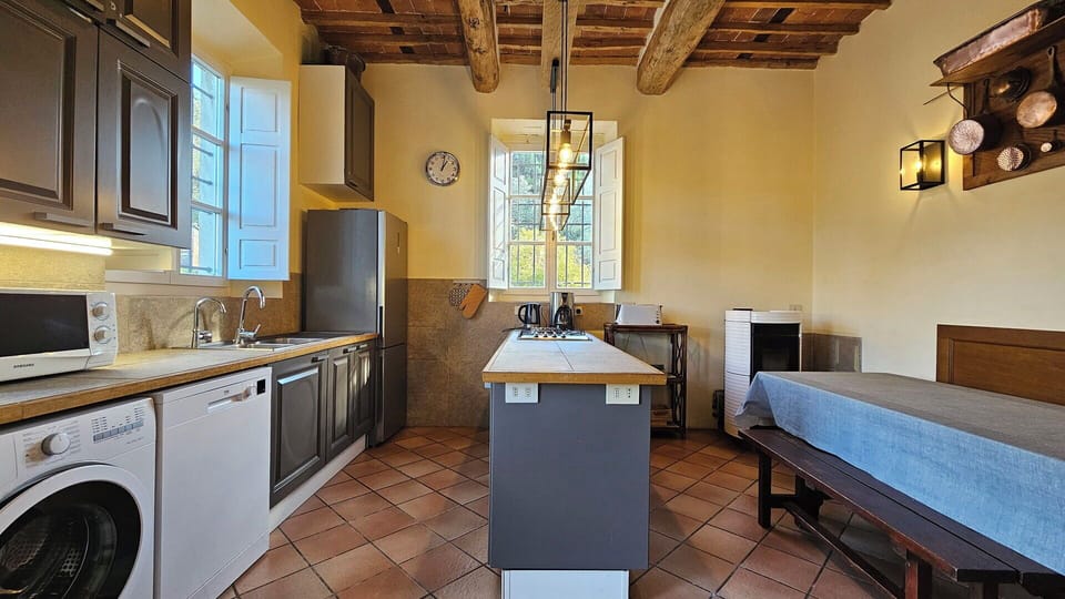 Autumn, Kitchen, Spring, Summer, Winter