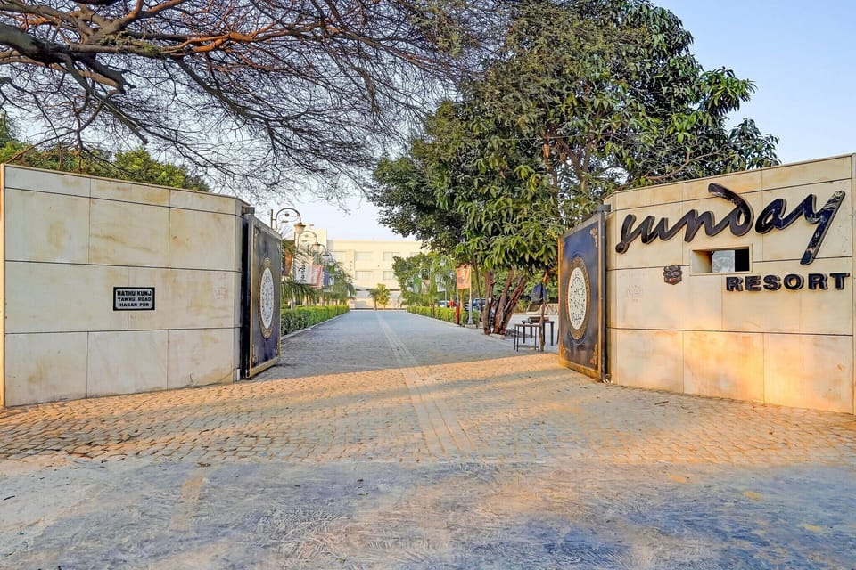 Entrance / Reception