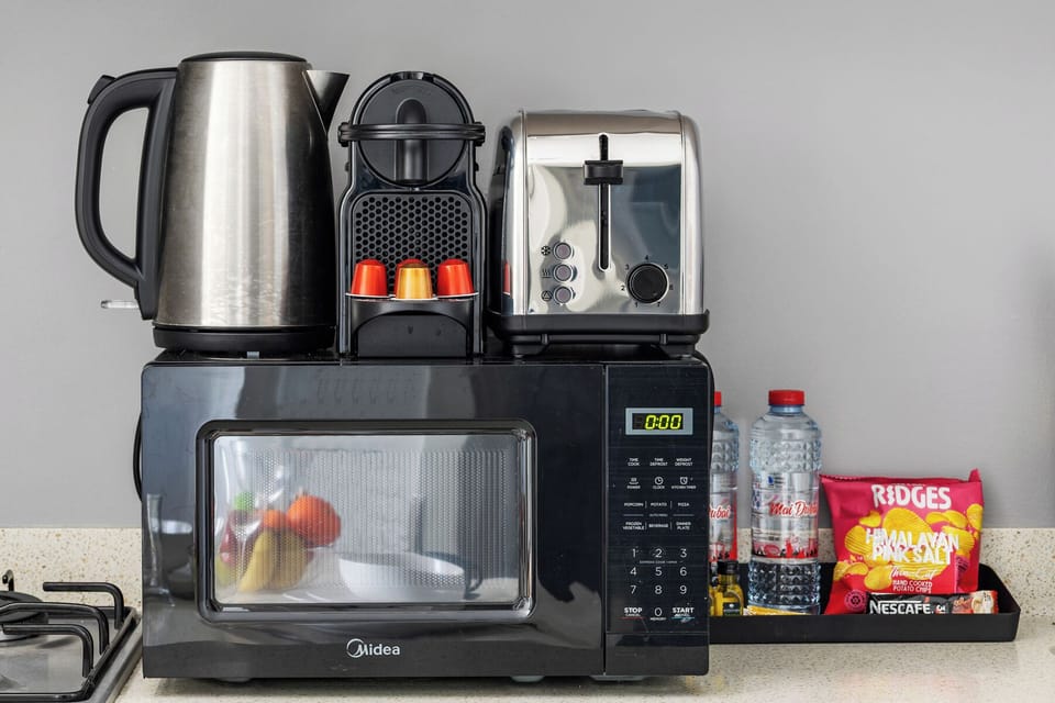 Apartment, Balcony, Canal View | Microwave