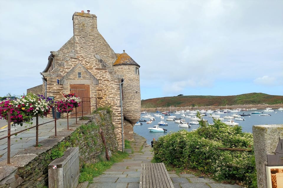 Surroundings [summer] (1-5 km)