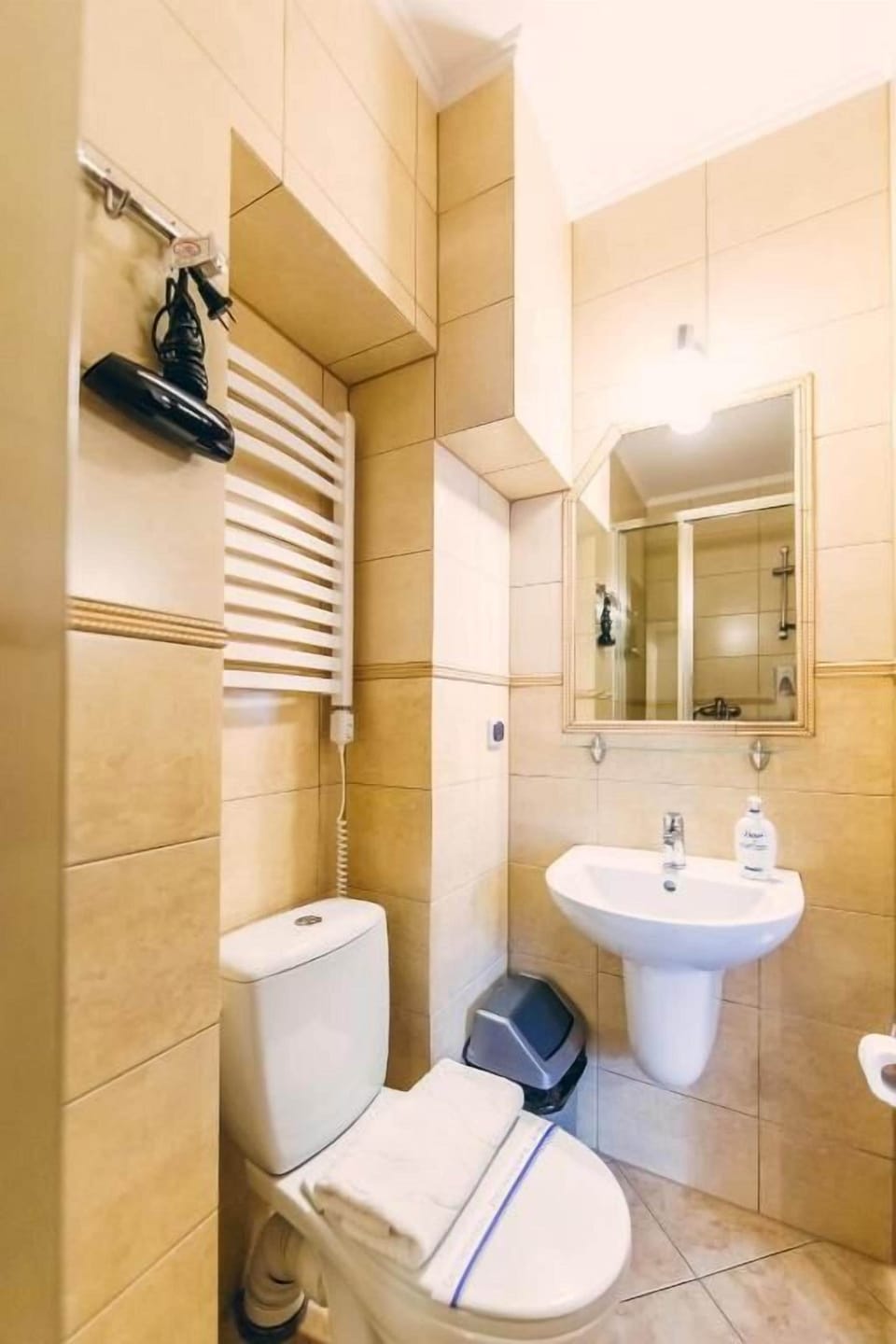 Classic Double Room, Courtyard View | Bathroom | Shower, hair dryer, towels, soap