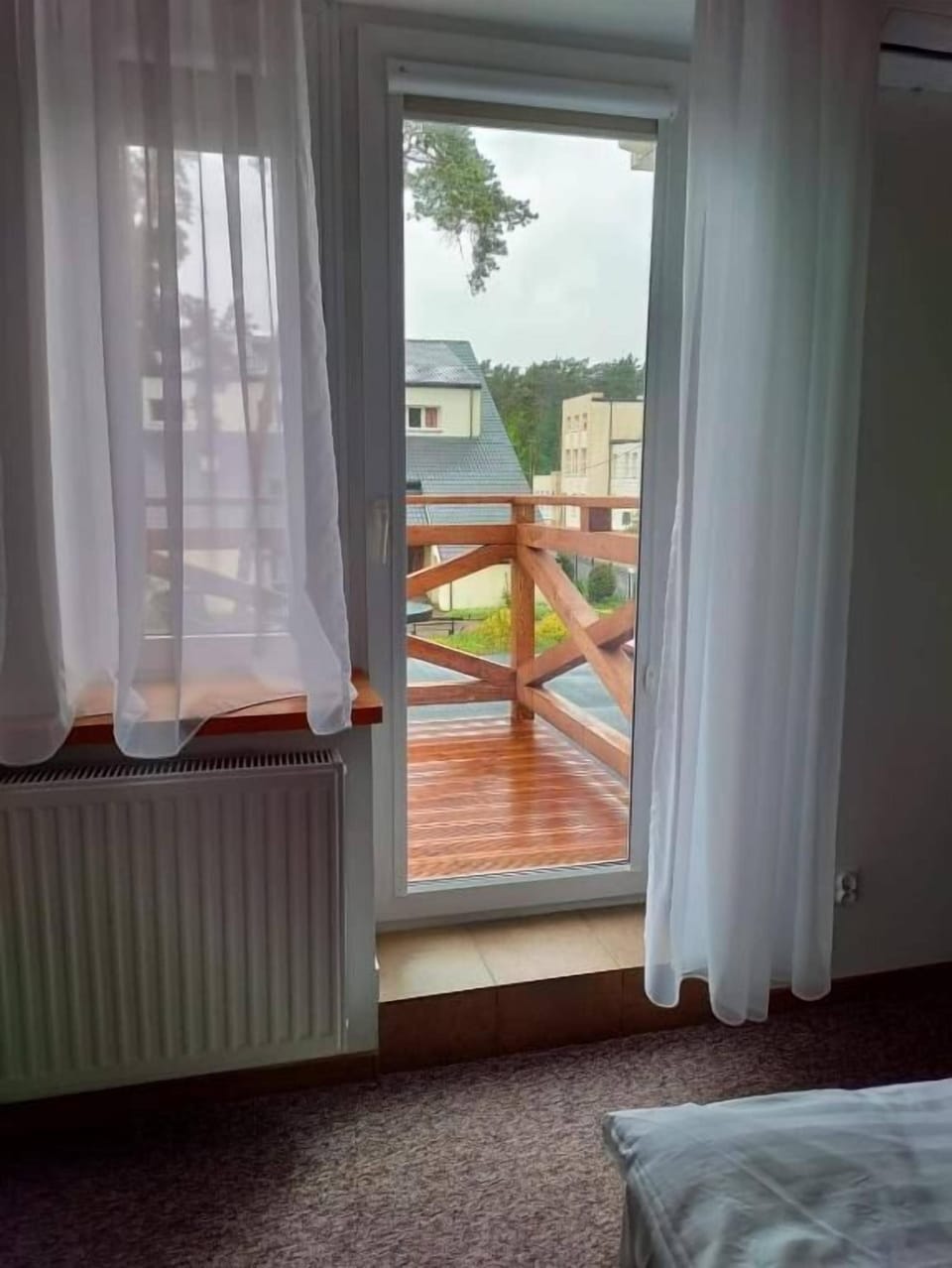 Deluxe Double Room, Balcony, Courtyard View | Laptop workspace, free WiFi, bed sheets