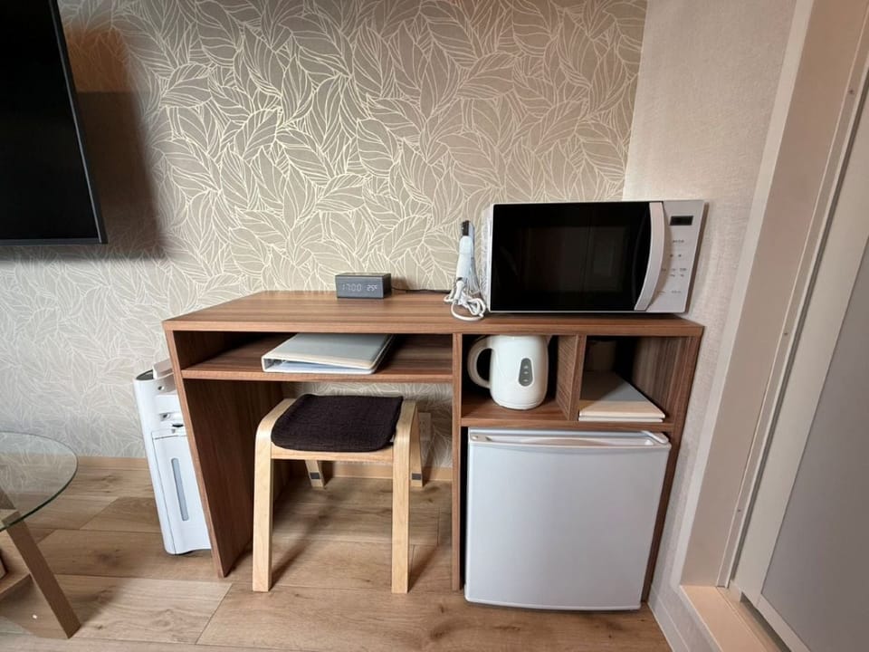 Standard Single Room, Microwave, Garden View | Down comforters, memory foam beds, desk, laptop workspace