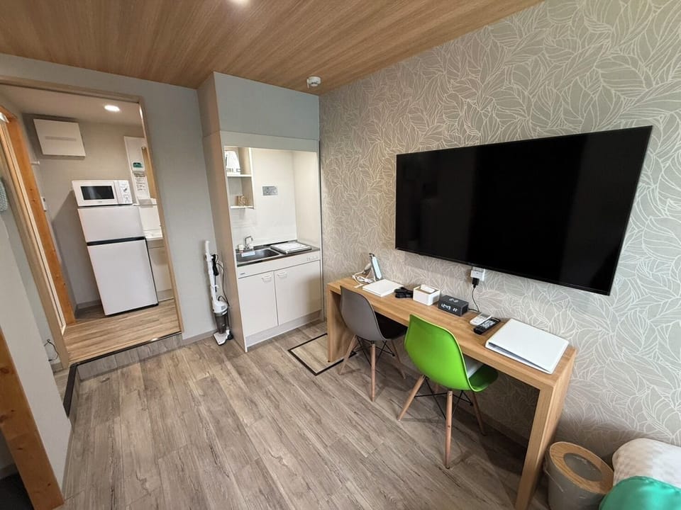 Comfort Double Room, Microwave, Garden View | Private kitchen | Microwave