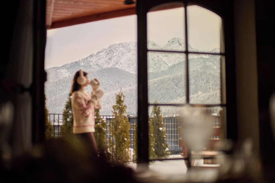 Deluxe Apartment, 2 Bedrooms, Mountain View | Mountain view