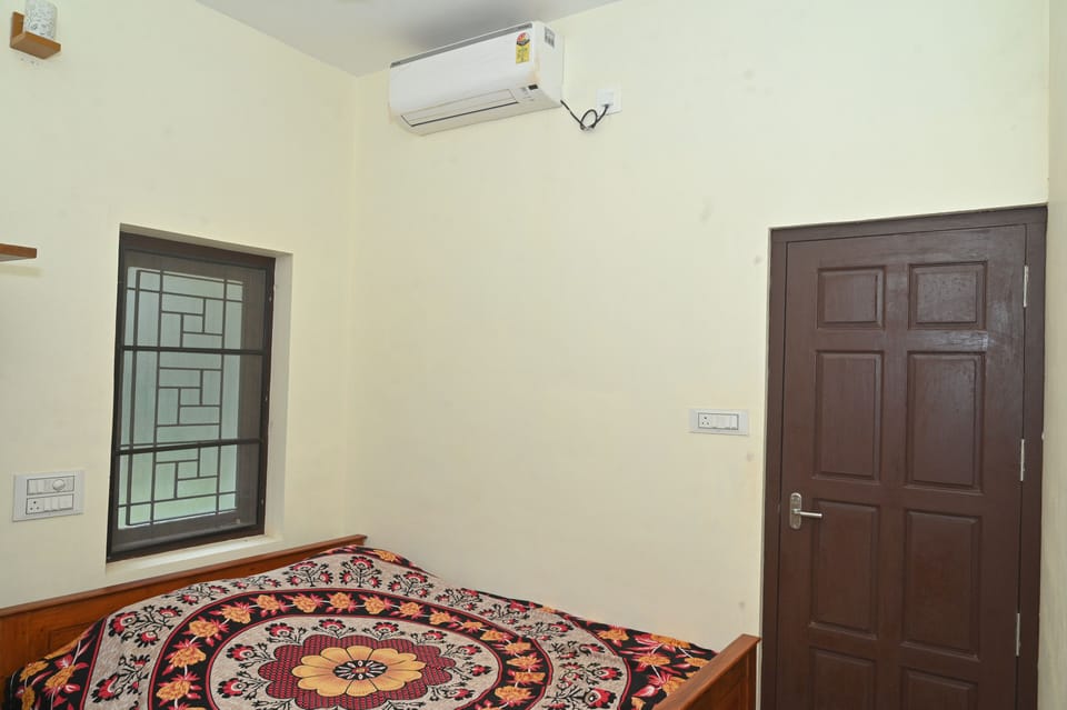 Deluxe Room, Garden View | Free WiFi