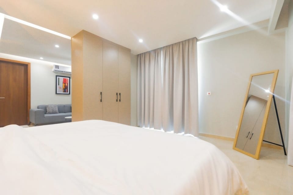 Deluxe Apartment, Balcony, City View | Iron/ironing board, WiFi (free)
