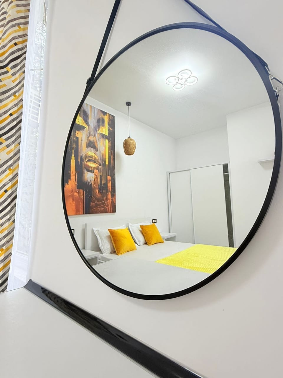 Classic Apartment | Desk, laptop workspace, free WiFi