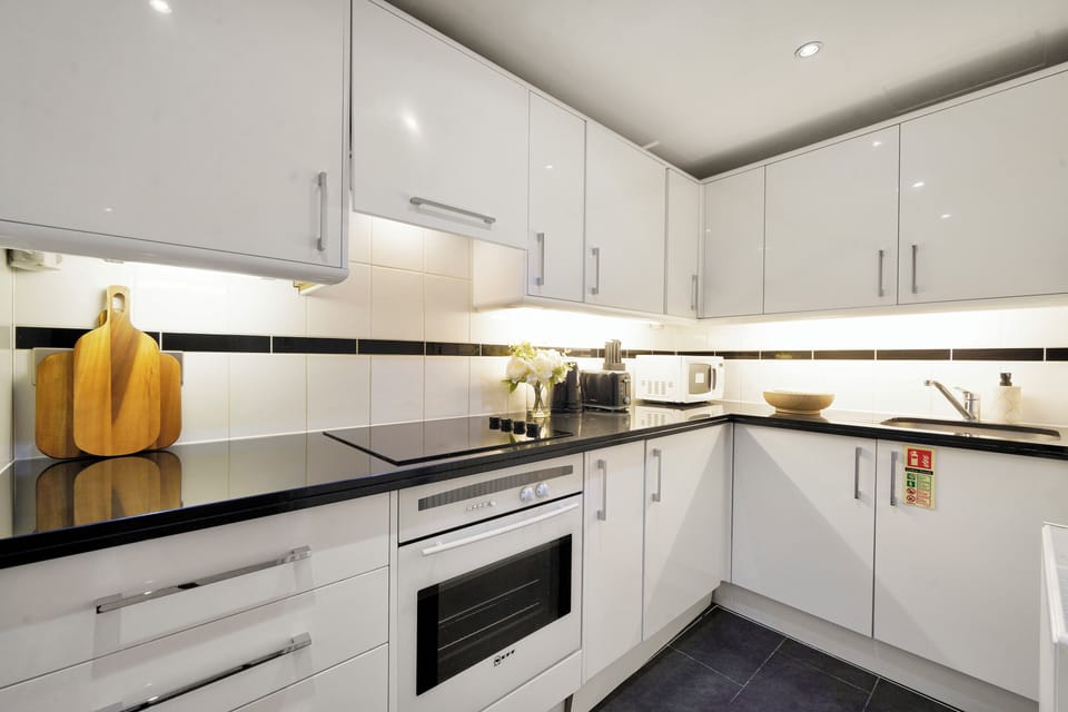 Basic Apartment | Private kitchen