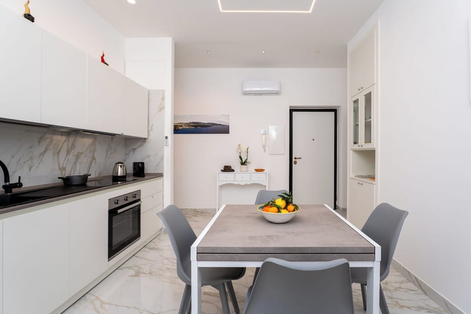 Apartment, 2 Bedrooms, Kitchen, City View | Private kitchen | Espresso maker, electric kettle