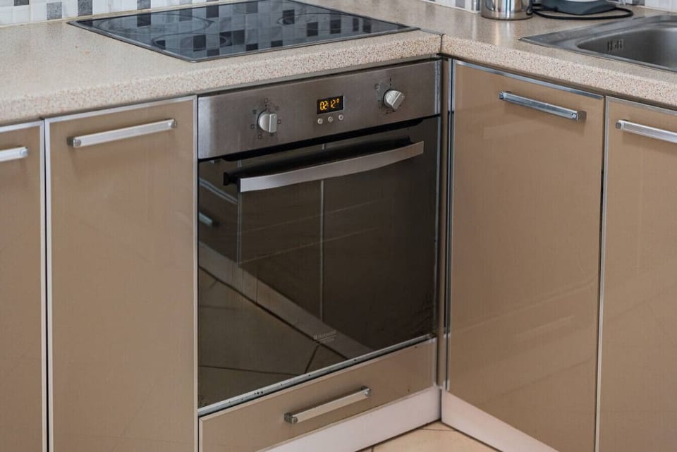 Fully-equipped kitchen details