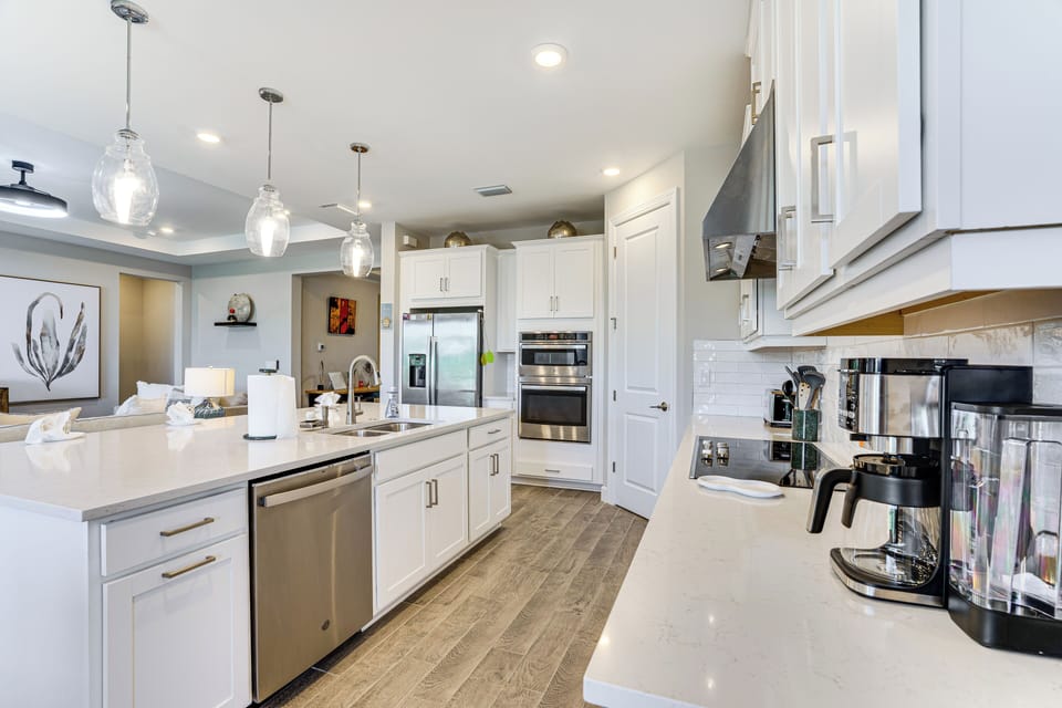 House (3 Bedrooms) | Interior