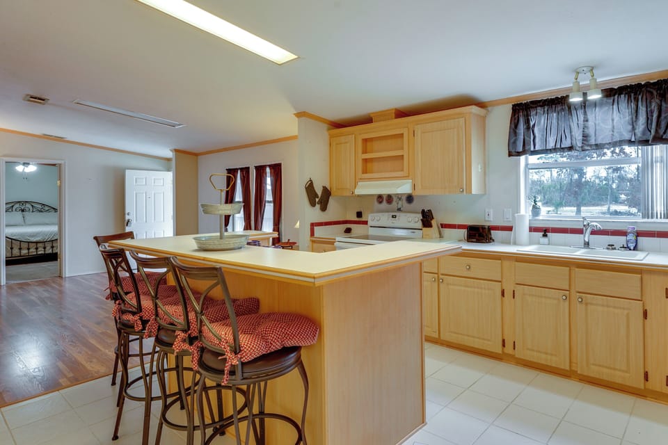 House (3 Bedrooms) | Interior