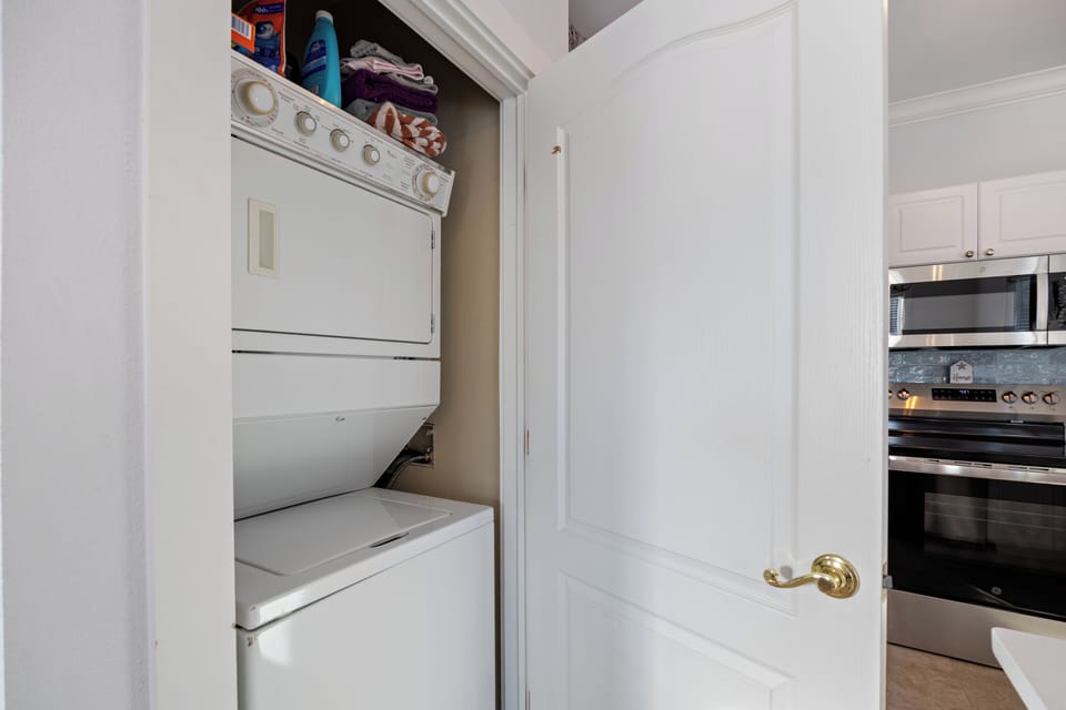 Sandy Toes Bungalow Unit 1A at Purple Parrot by PKRM
