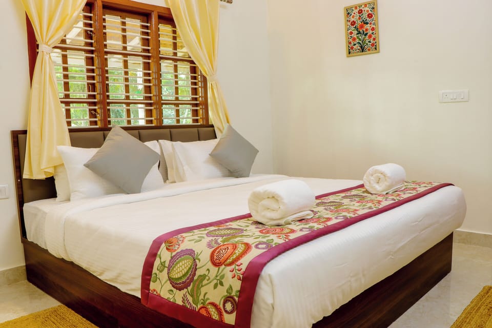 Comfort Villa | Iron/ironing board, free WiFi