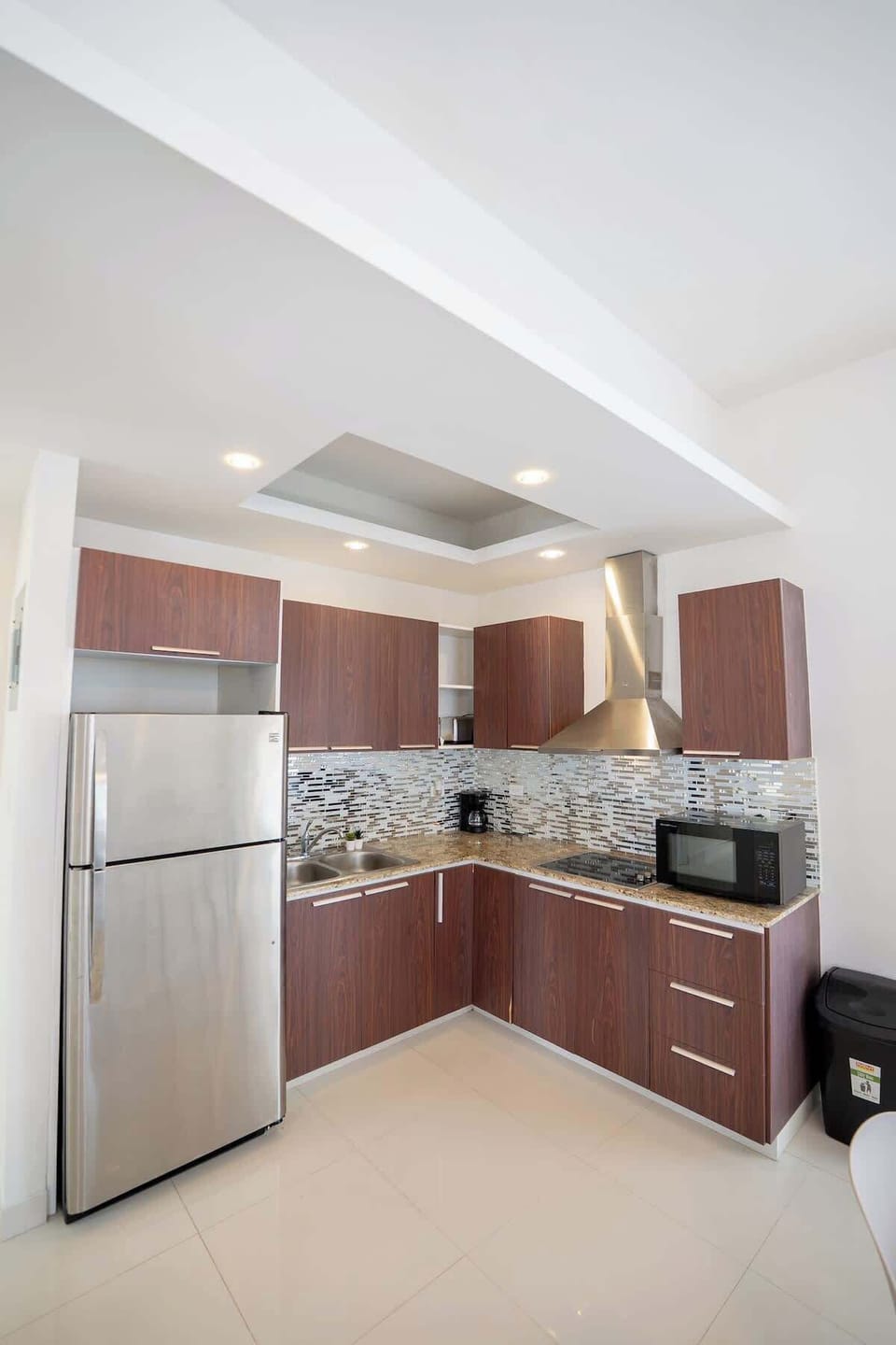 Fully equipped for everything from breakfast to late-night snacks.