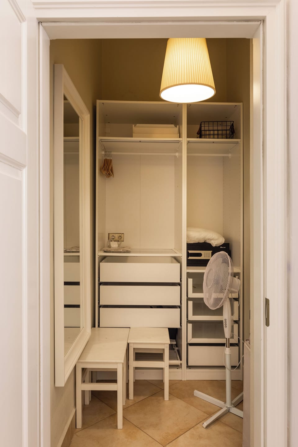 Deluxe Apartment, 2 Bedrooms | Individually decorated, individually furnished, free WiFi, bed sheets
