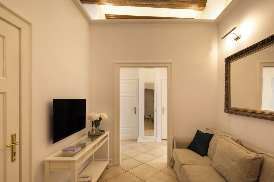 Deluxe Apartment, 2 Bedrooms | Individually decorated, individually furnished, free WiFi, bed sheets