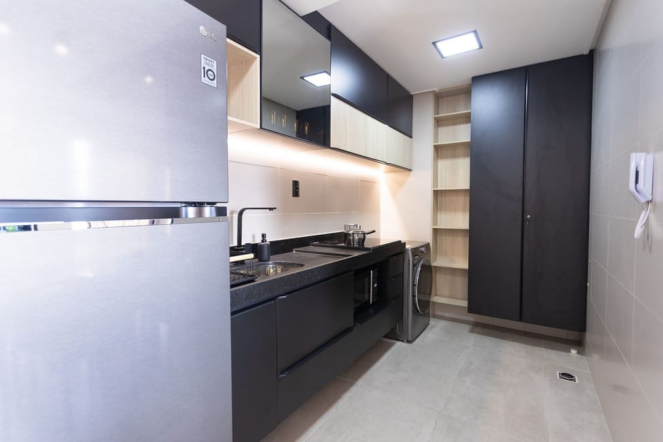 Basic Apartment | Private kitchen | Cookware/dishes/utensils