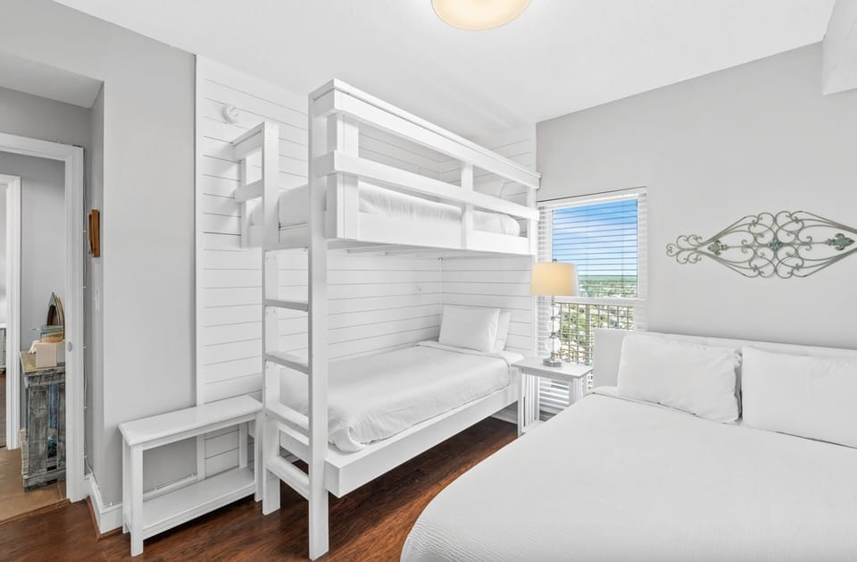 Bunk room