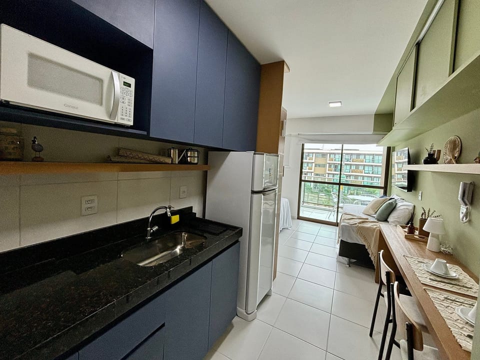 Cookware/dishes/utensils