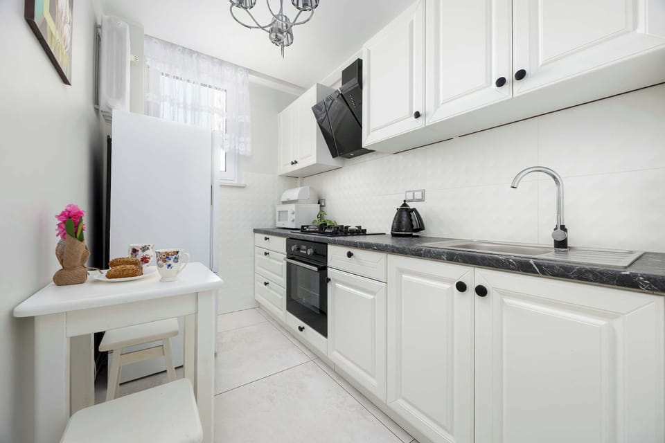 The kitchen's modern appliances make meal preparation easy.