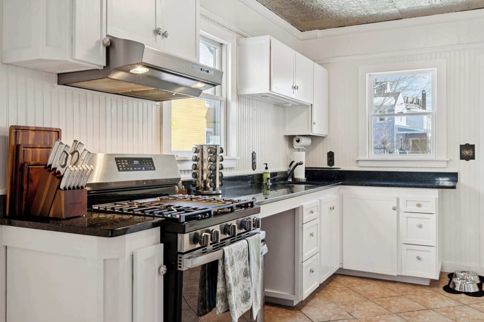 Full kitchen with everything needed to make a great meal! Please note there is no dishwasher.