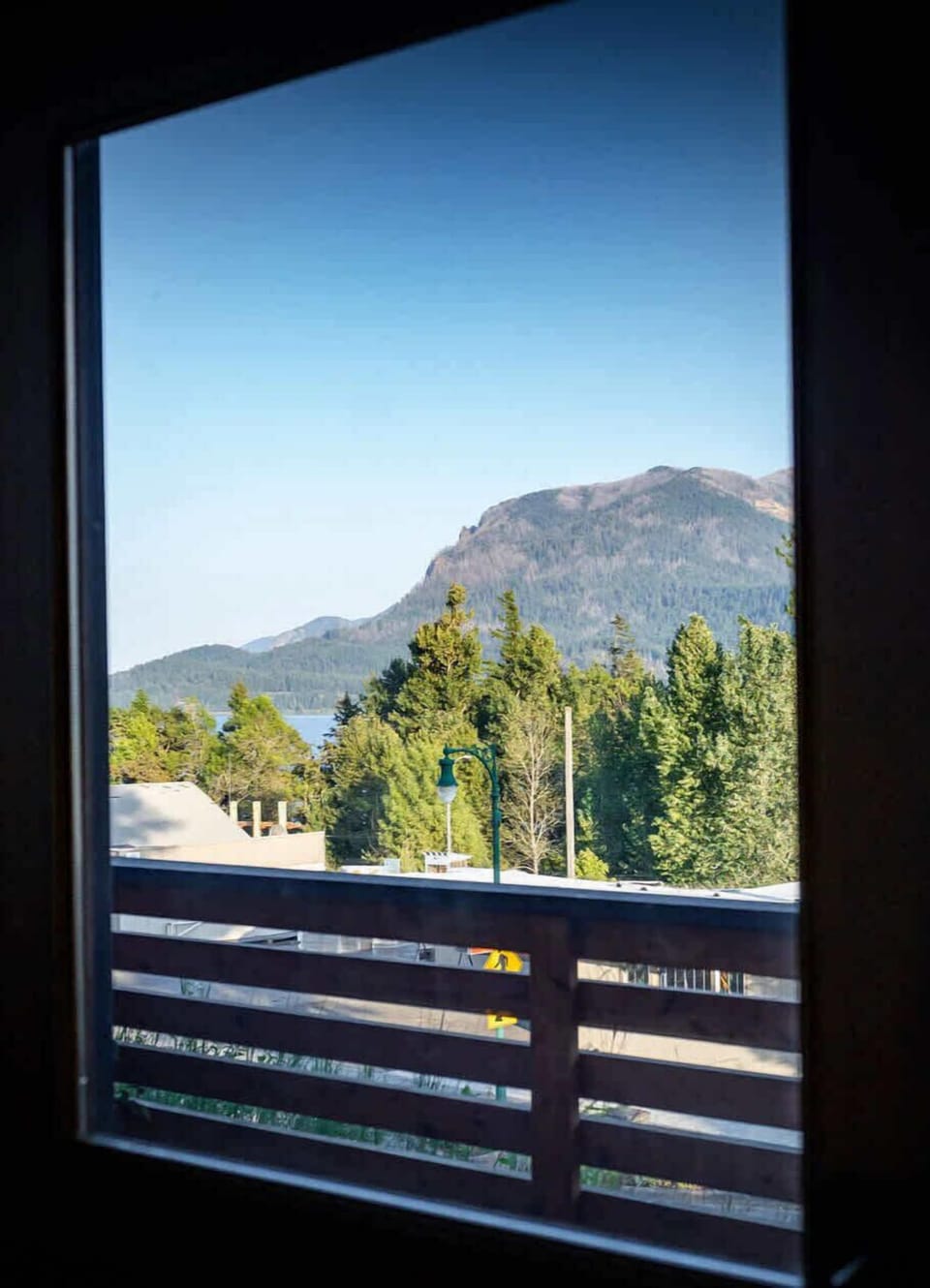 Pause by the window and take in the breathtaking view outside—crisp Pacific Northwest air, soaring treetops, and a sense of calm that makes the cabin feel like your perfect retreat.