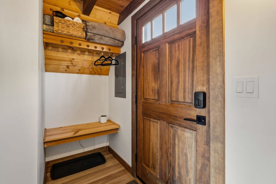 With ample hanging space and shelves to keep everything neat, you can bring all your 'just in case' items without a second thought.