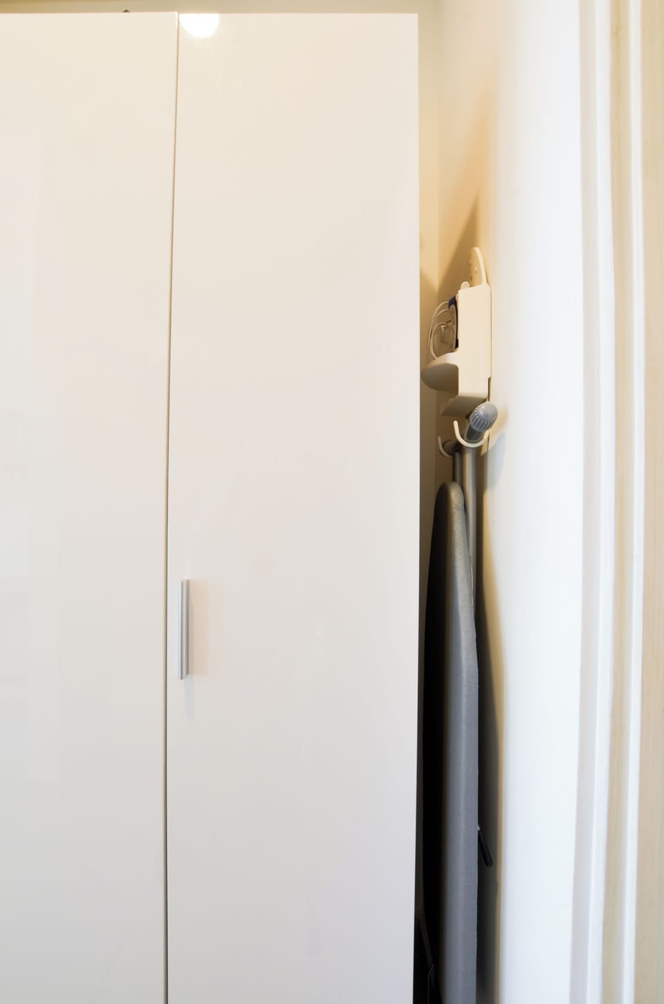 Junior Suite, City View | Wardrobe