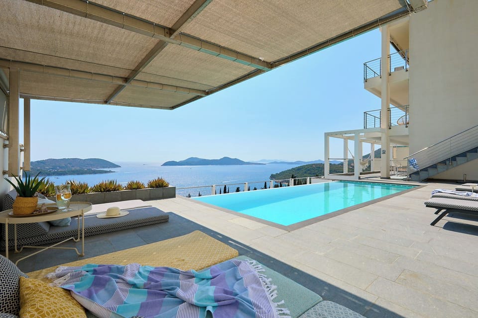 Private pool 1