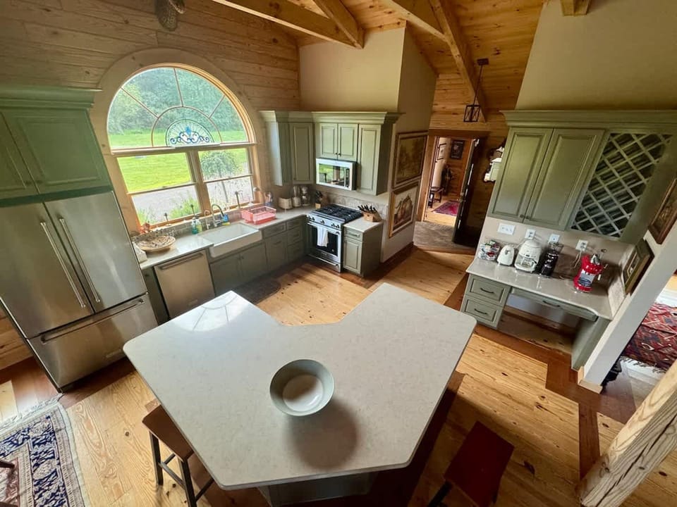 House | 4 bedrooms, high-speed internet