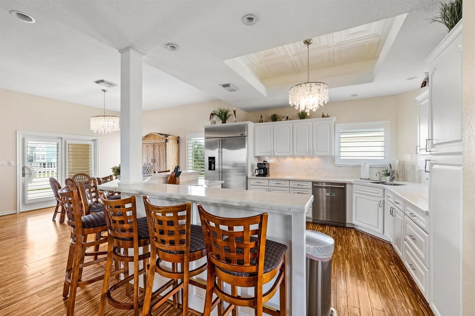 Feel the difference a well-designed property makes for group stays.	