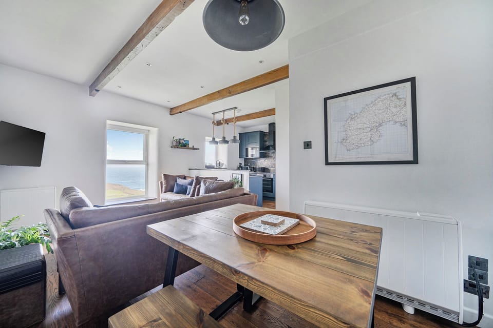 Cottage | Living area