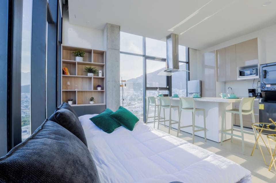 Club Suite, City View | Living area | 42-inch Smart TV with digital channels, streaming services
