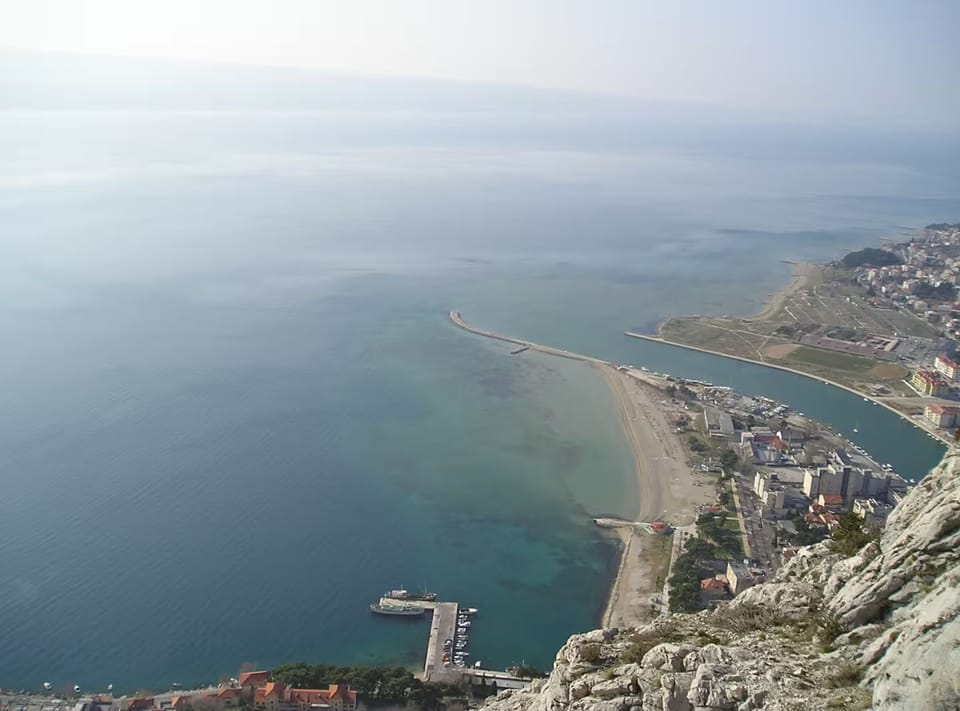 Apartment (One bedroom apartment with sea view) | View from property