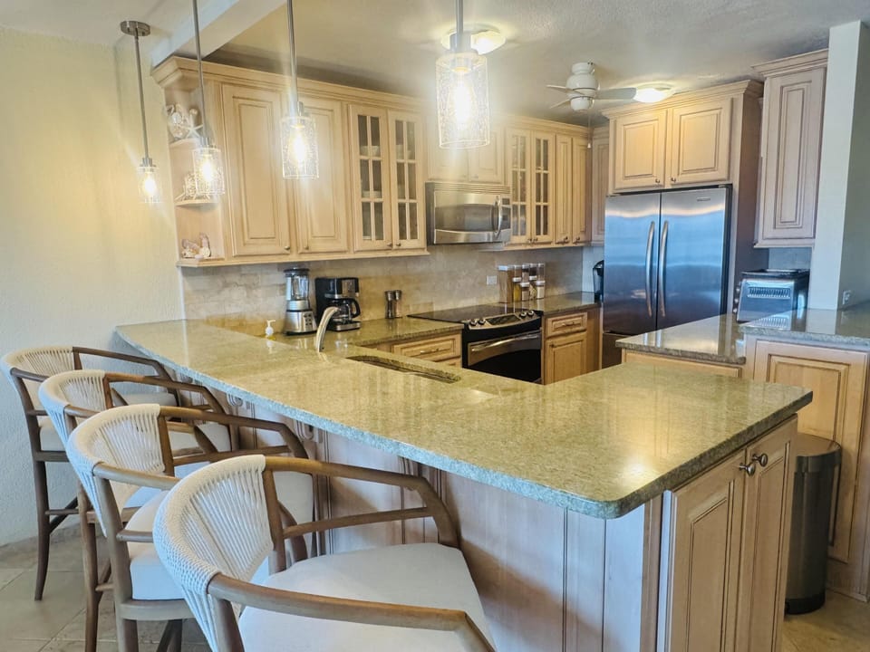 Breakfast bar and stools