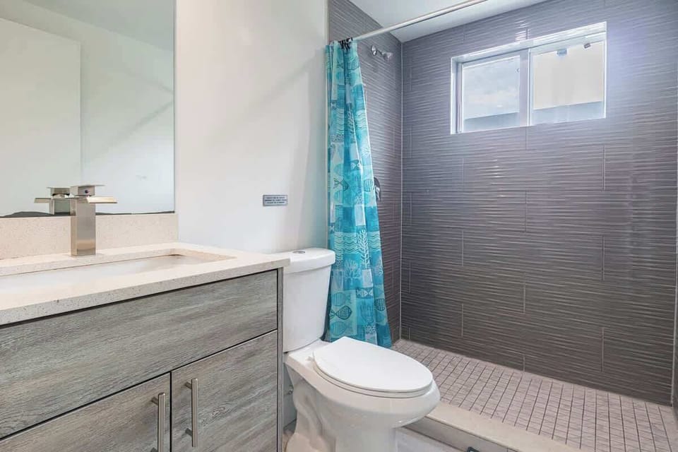 Bathroom 2 - APT 1