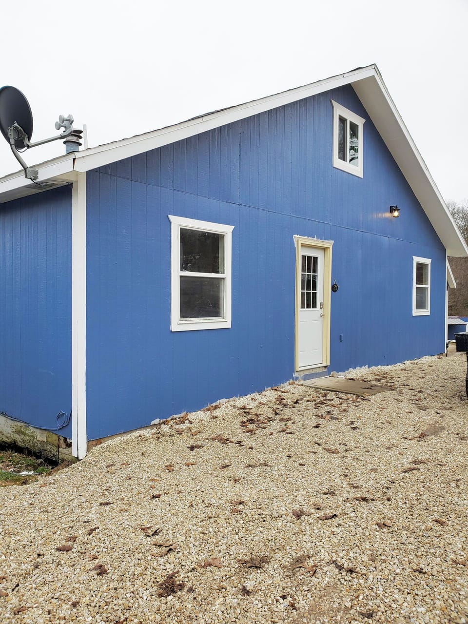 Cabin20420Front