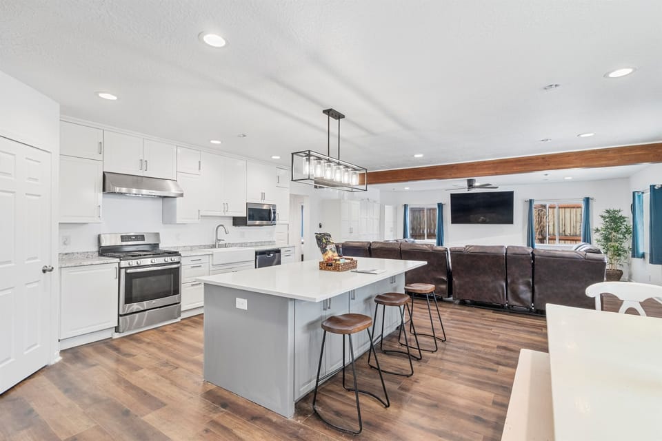 Fully-stocked kitchen with all you need to make a tasty meal at home.