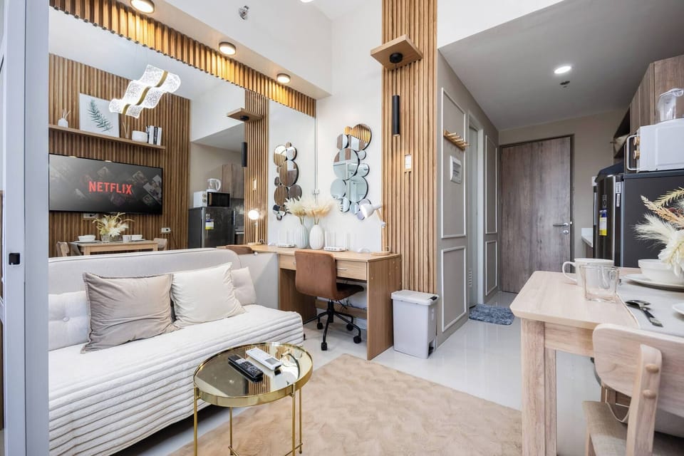 Studio, 1 Bedroom, Accessible | Living room