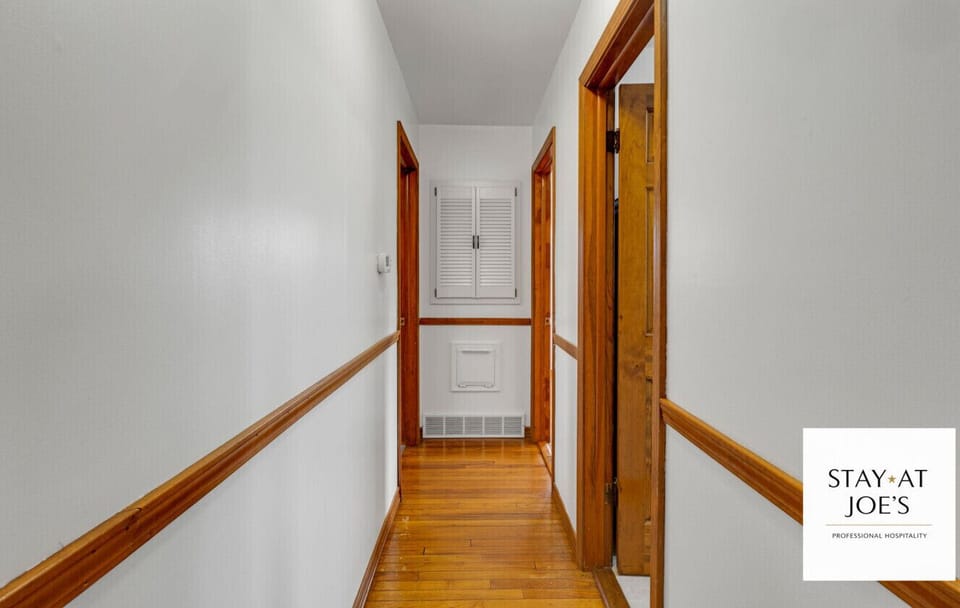 Hallway to Bedroom 1 & 2